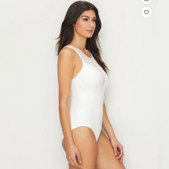 NWT Contours by Coco Reef High Neck One Piece Swimsuit Size 8 32 C Cup - Picture 3 of 11